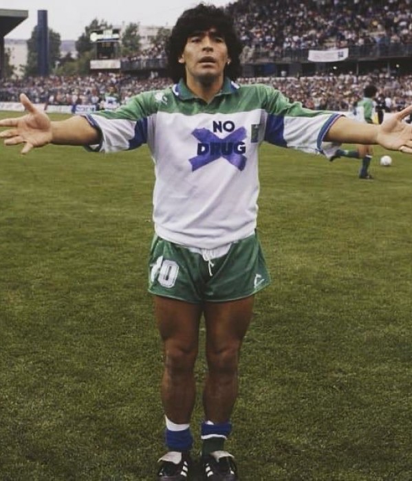 Maradona Mavi