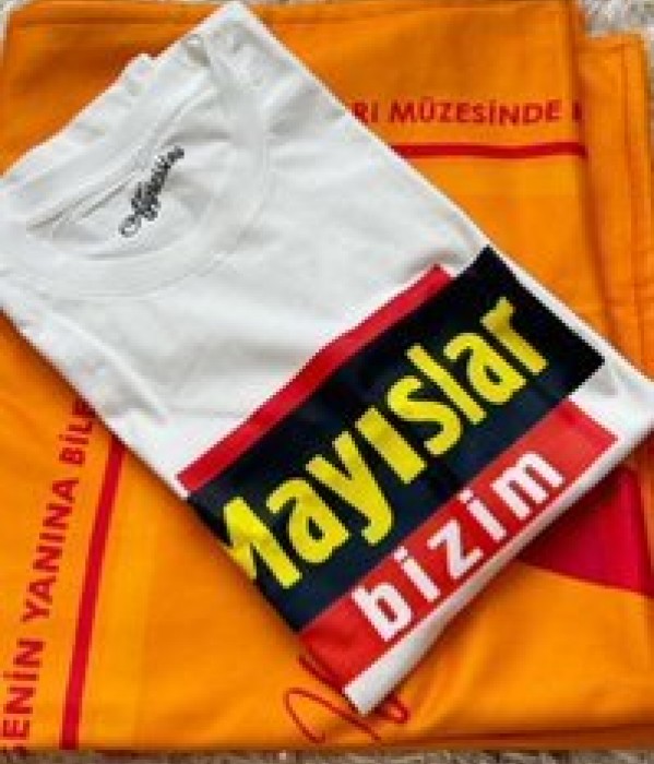 Mayıslar Bizimdir Tişörtü | Aggressivo