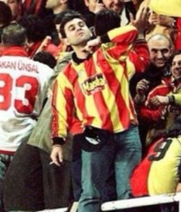 İstanbul Temalı Futbolcu Baskılı Siyah Erkek Tişört